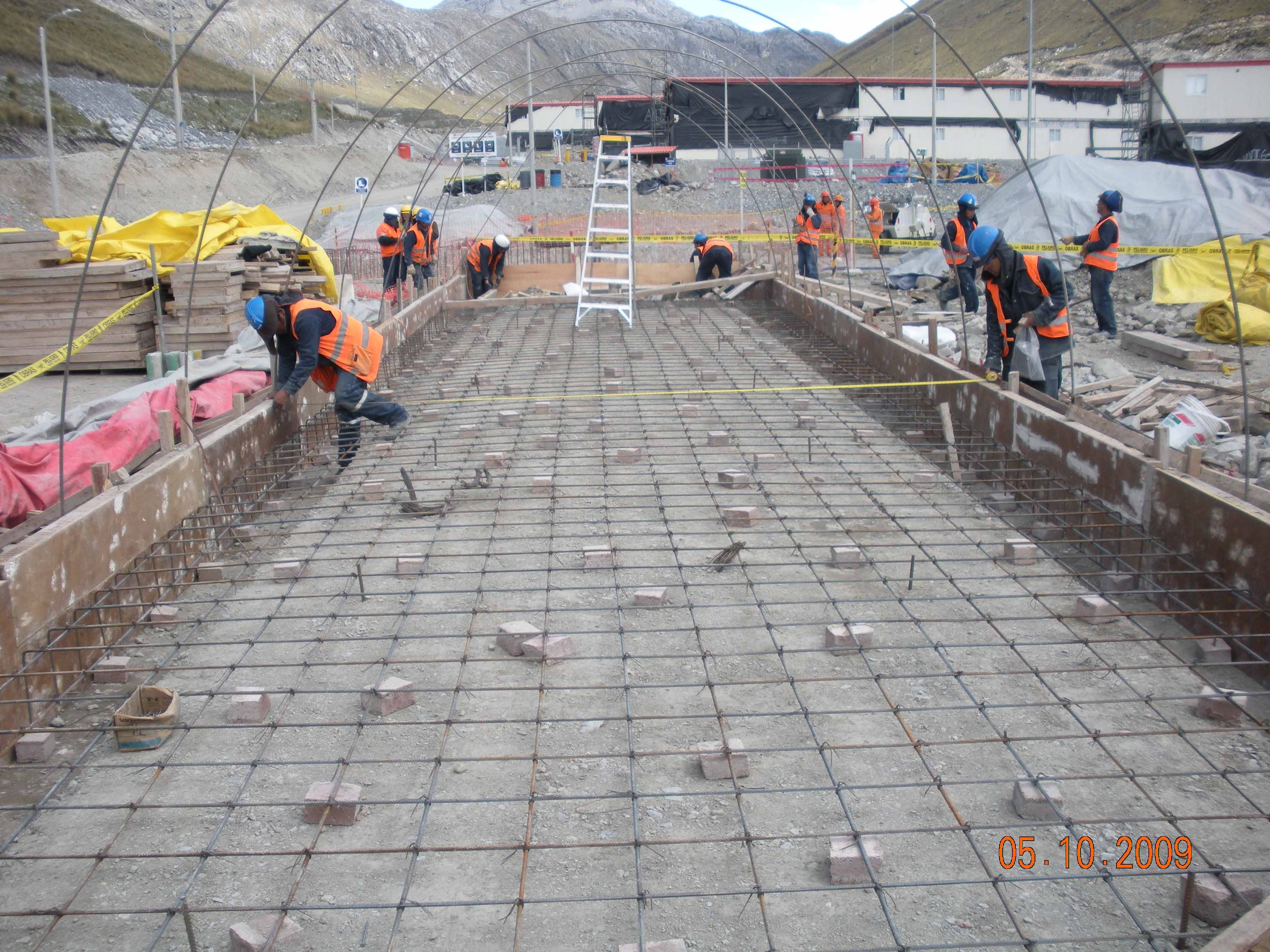 Pasillos interiores campamento Yanacancha